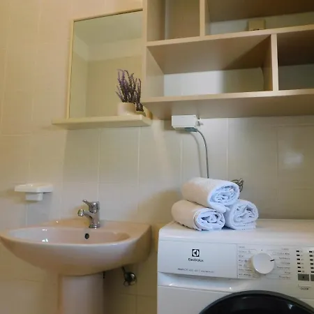 Salus Apartment *